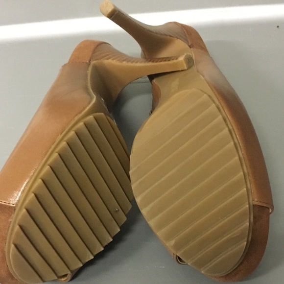 Nine West camel color high heeled slides. - Picture 6 of 8